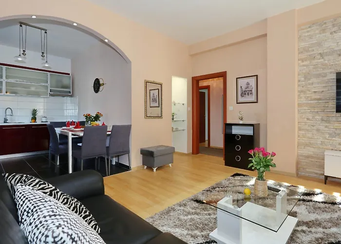 Ksenija Апартаменти *