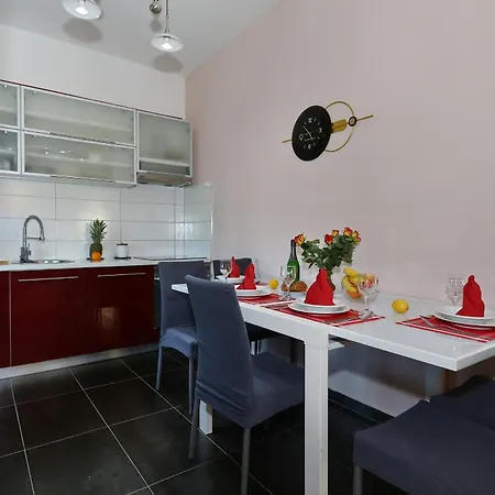 Ksenija Apartamento